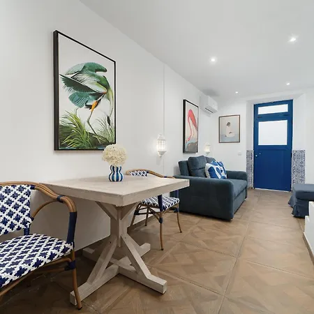 Casa Margot Old Town Rooftop Walk Promenade Portimao